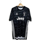 2019/20 Juventus Goal Keeper (M) - Iconic Football Shop