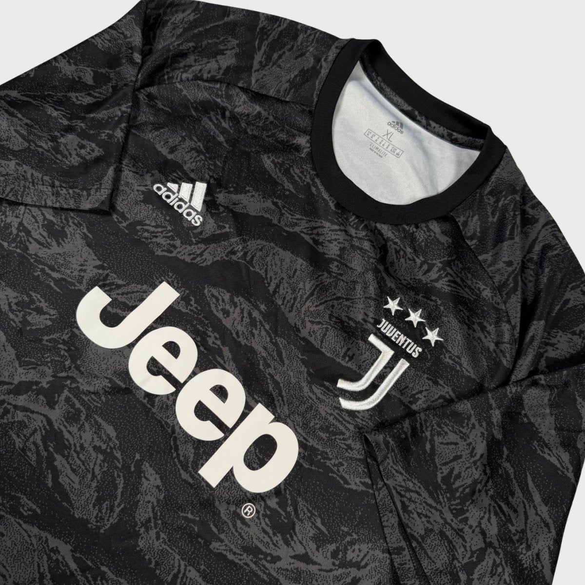 2019/20 Juventus Goal Keeper (XL) - Iconic Football Shop
