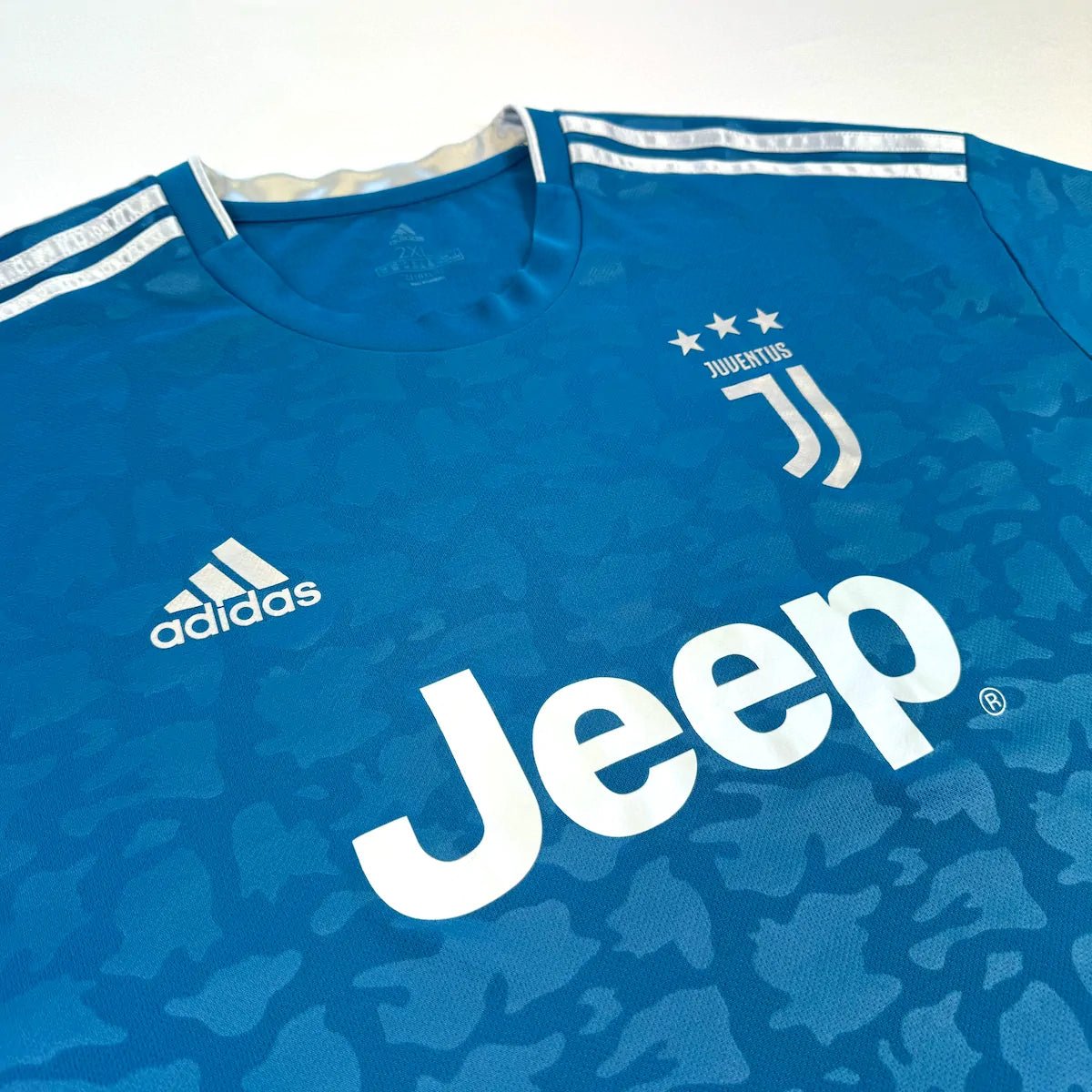 2019/20 Juventus Third (2XL) - Iconic Football Shop