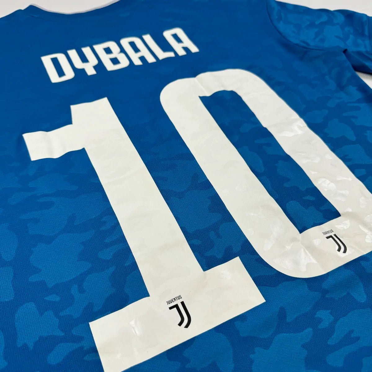2019/20 Juventus Third - Dybala 10 (13/14a) - Iconic Football Shop