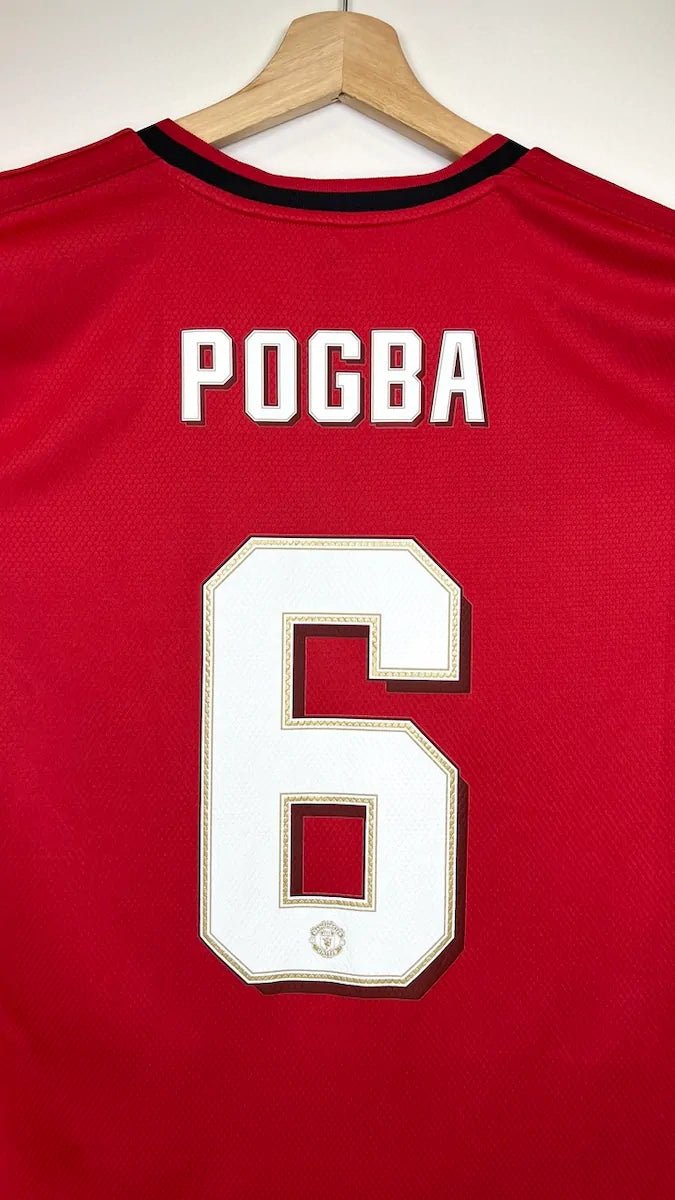2019/20 Manchester United Domicile - Pogba 6 (2XL) - Iconic Football Shop