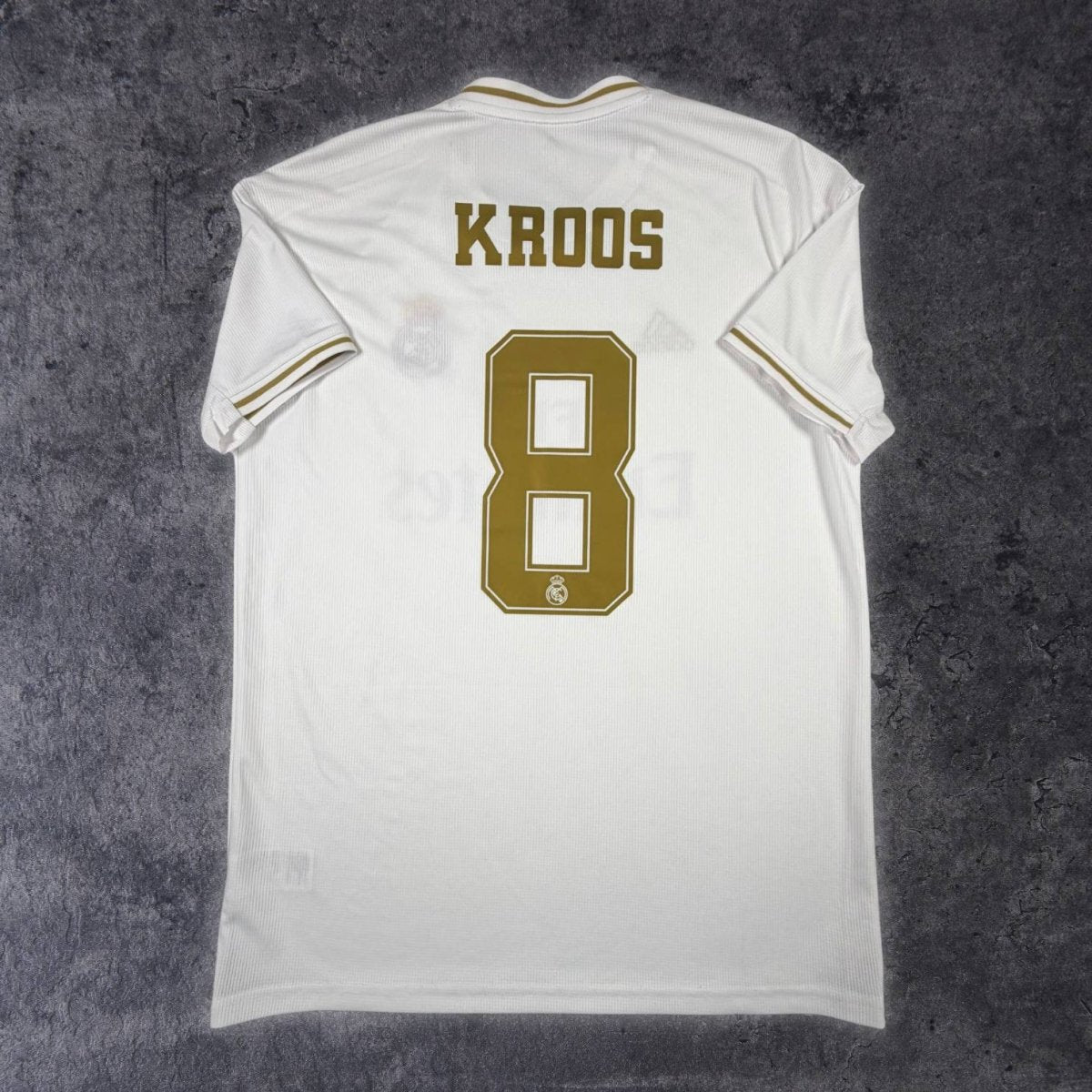 2019/20 Real Madrid Domicile - Kroos 8 (L) - Iconic Football Shop