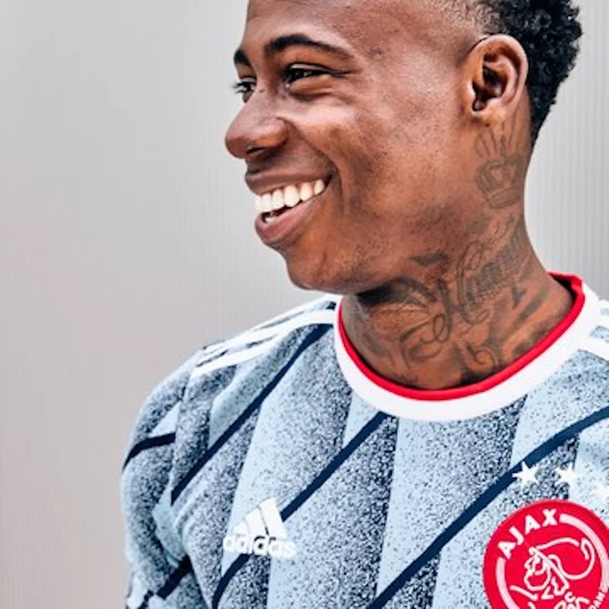 2020/21 Ajax Amsterdam Extérieur - Promes 11 (M) - Iconic Football Shop
