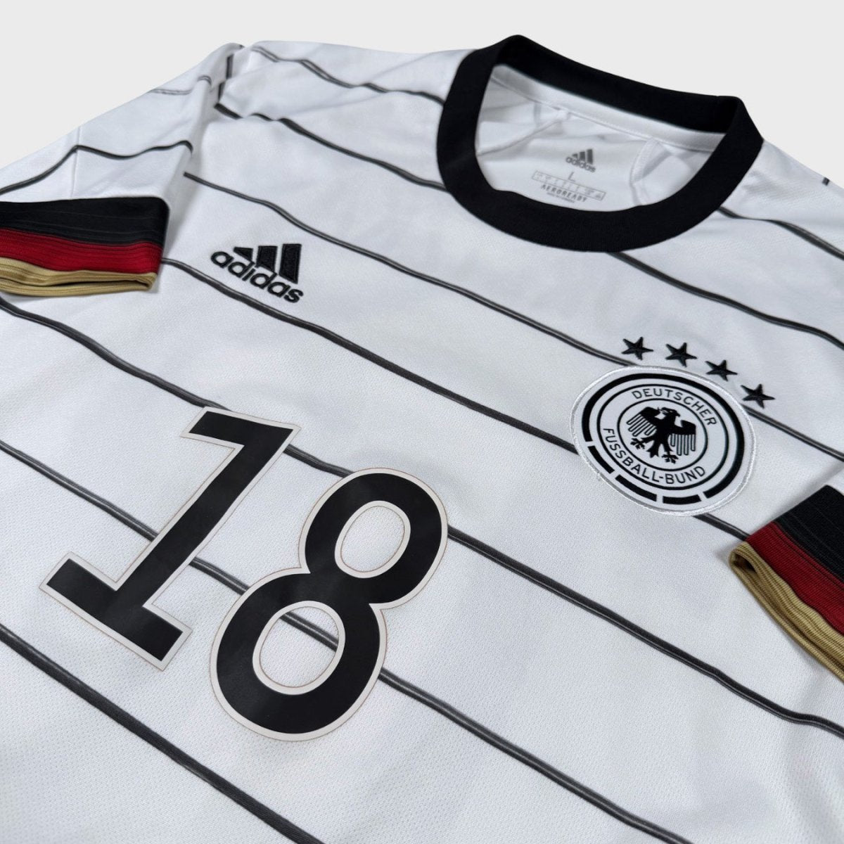 2020/21 Allemagne Domicile - Goretzka 18 (L) - Iconic Football Shop