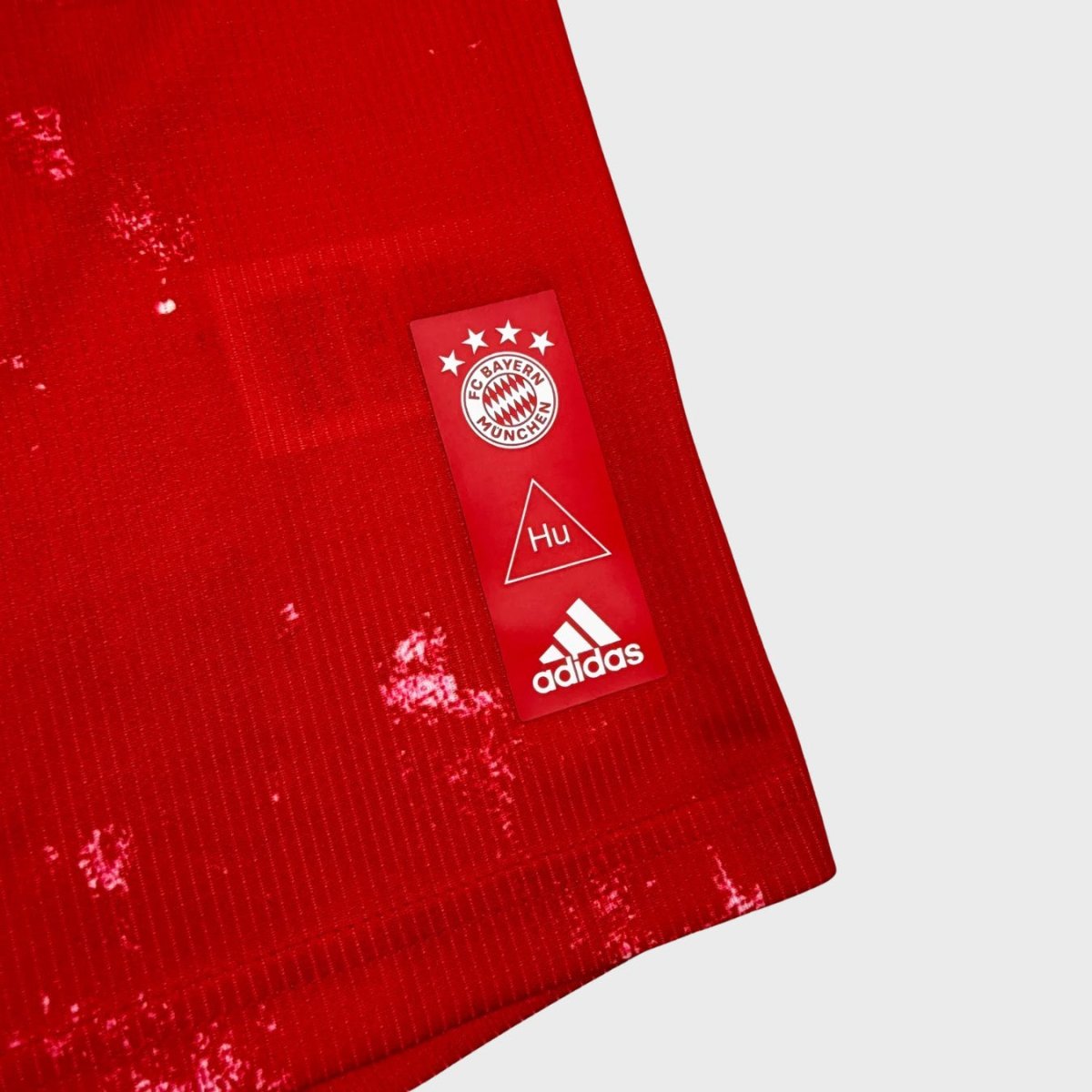 2020/21 Bayern Munich Domicile *COLLAB' HUMAN RACE* (S) - Iconic Football Shop