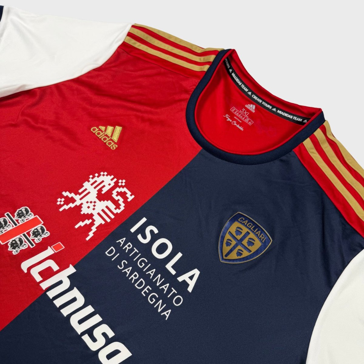 2020/21 Cagliari Domicile (3XL) - Iconic Football Shop