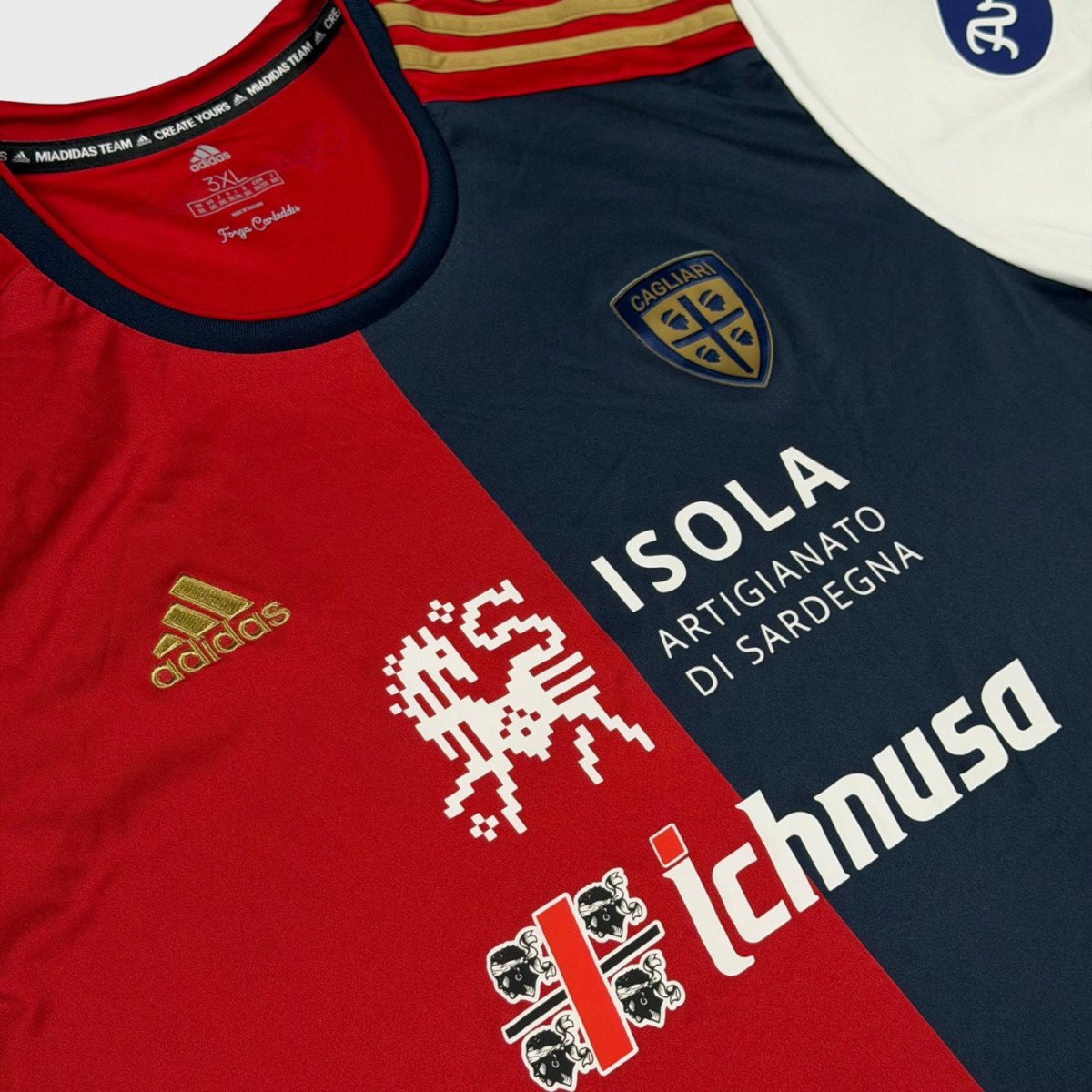 2020/21 Cagliari Domicile (3XL) - Iconic Football Shop