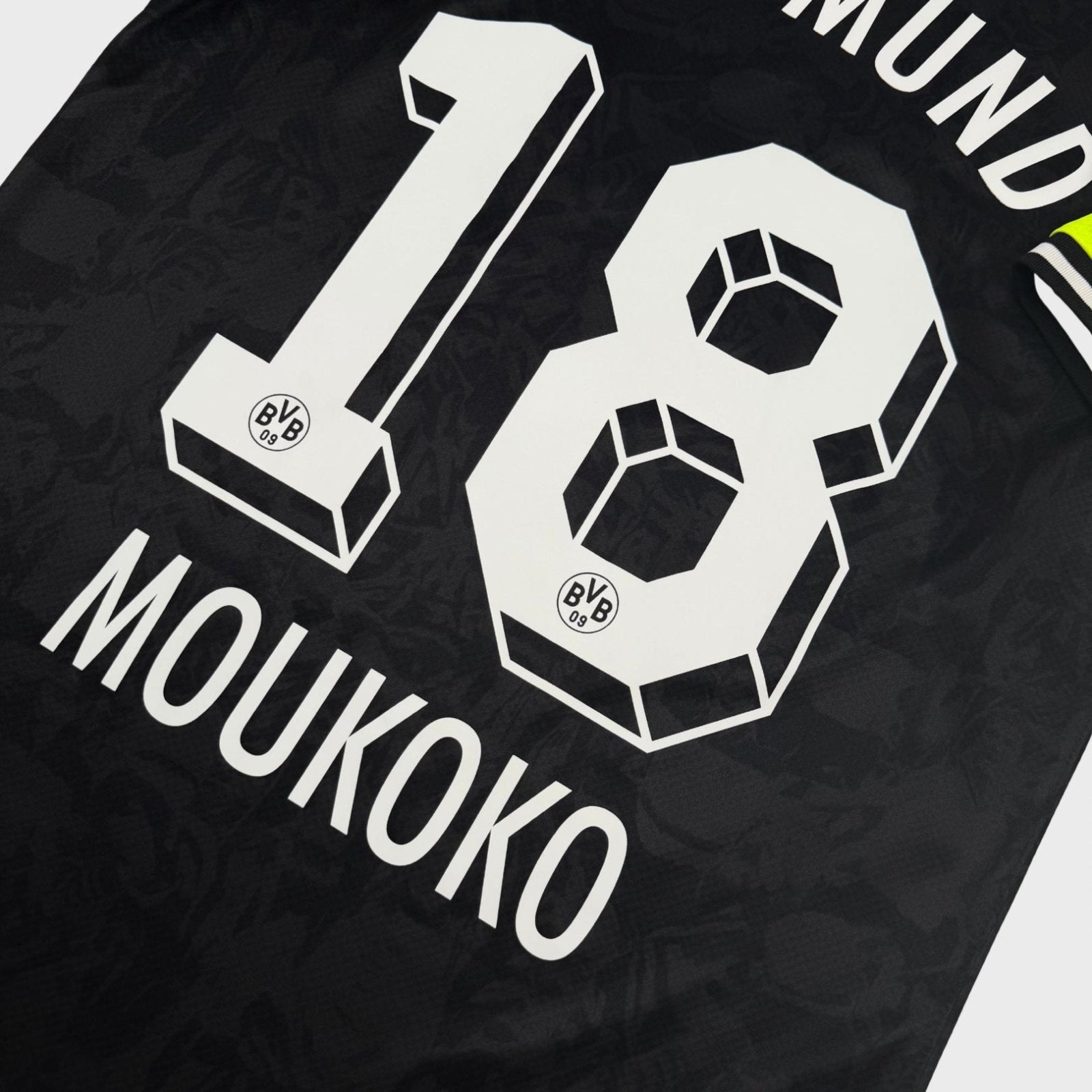 2020/21 Dortmund - Moukoko 18 *NULL NE90N EDITION* (M) - Iconic Football Shop
