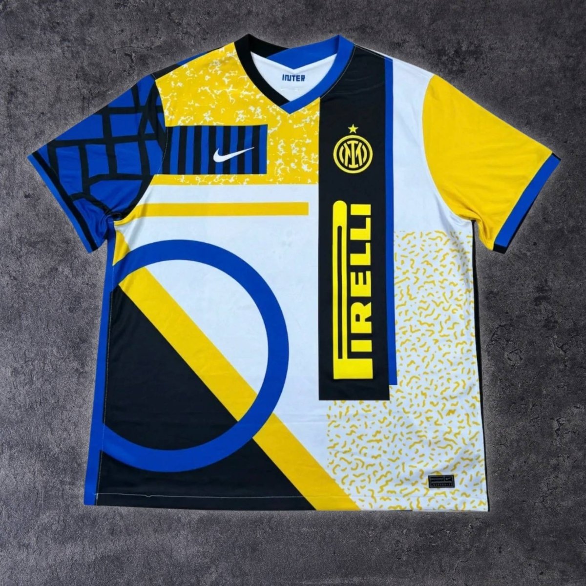 2020/21 Inter Milan Fourth (2XL) - Iconic Football Shop