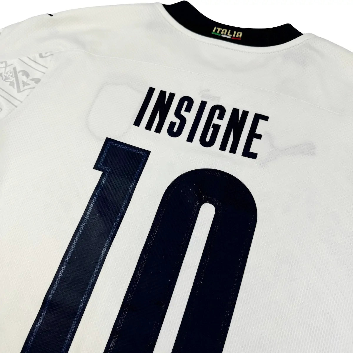 2020/21 Italie Extérieur - Insigne 10 (S) - Iconic Football Shop