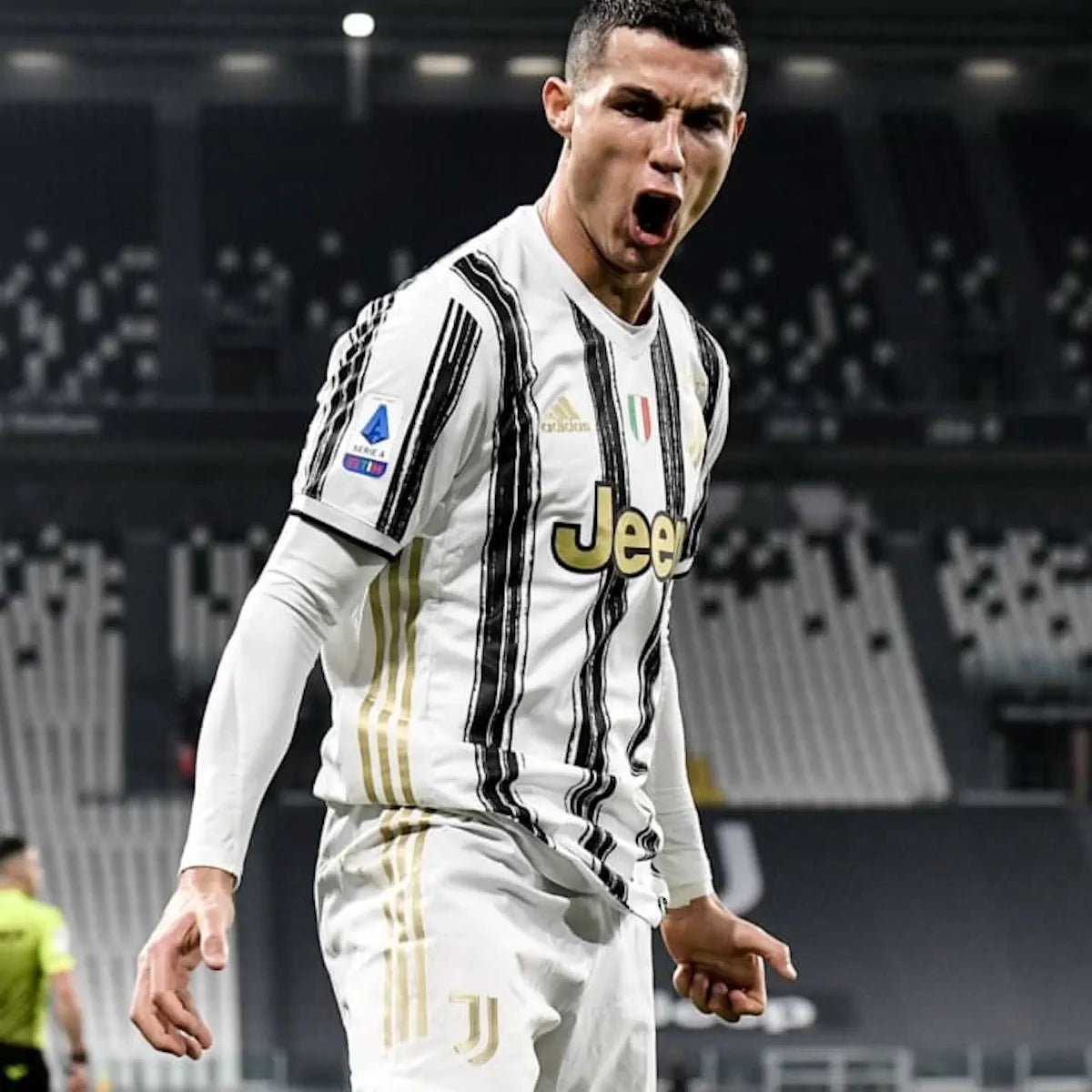 2020/21 Juventus Domicile - Ronaldo 7 (L) - Iconic Football Shop