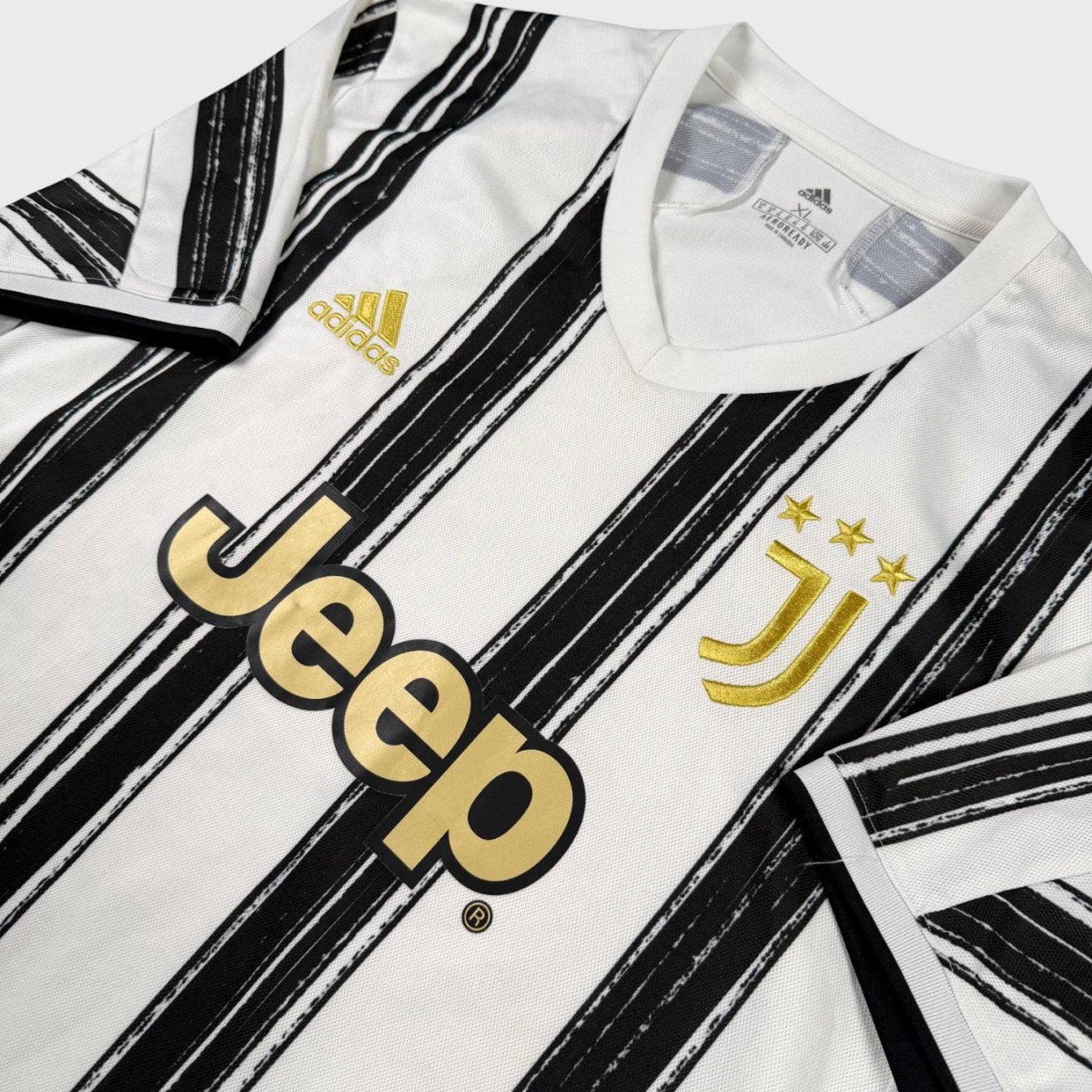 2020/21 Juventus Domicile (XL) - Iconic Football Shop
