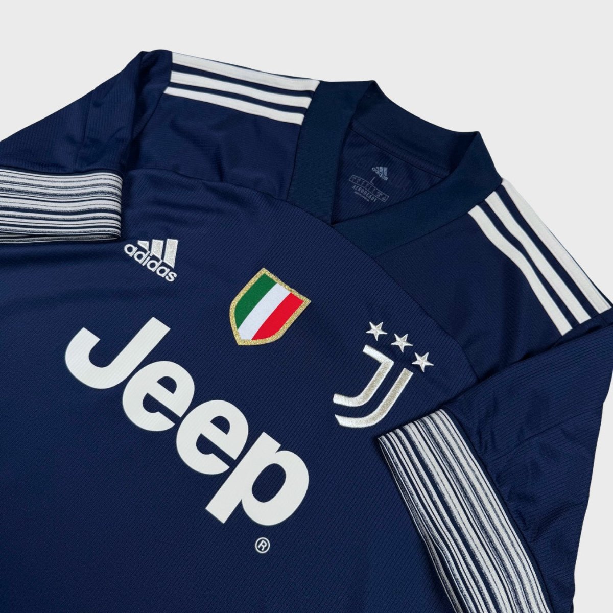2020/21 Juventus Extérieur (L) - Iconic Football Shop