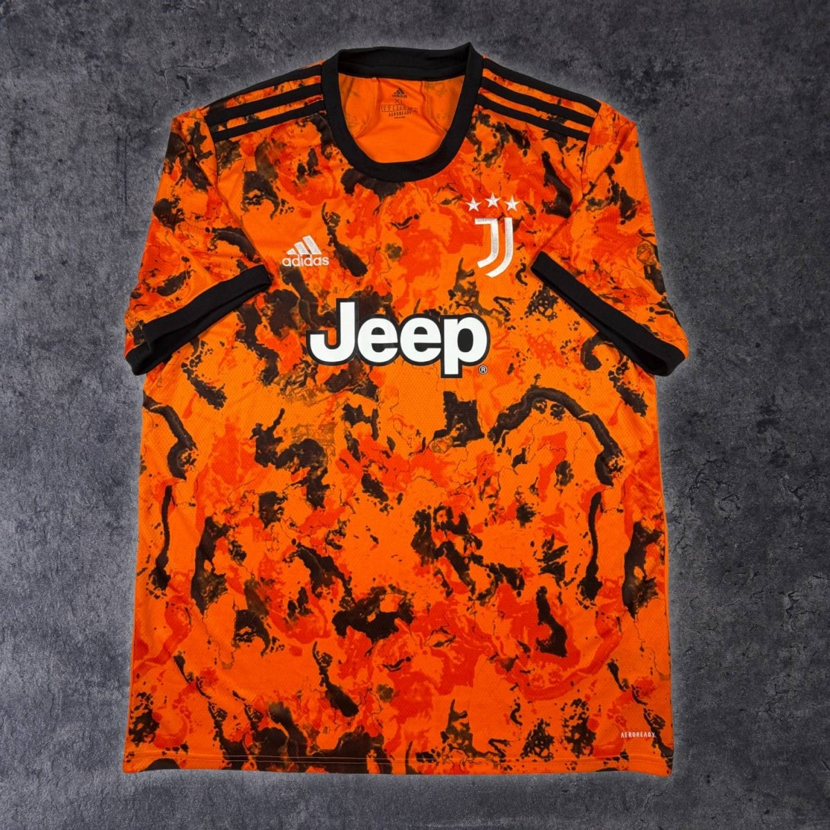2020/21 Juventus Third (XL) - Iconic Football Shop