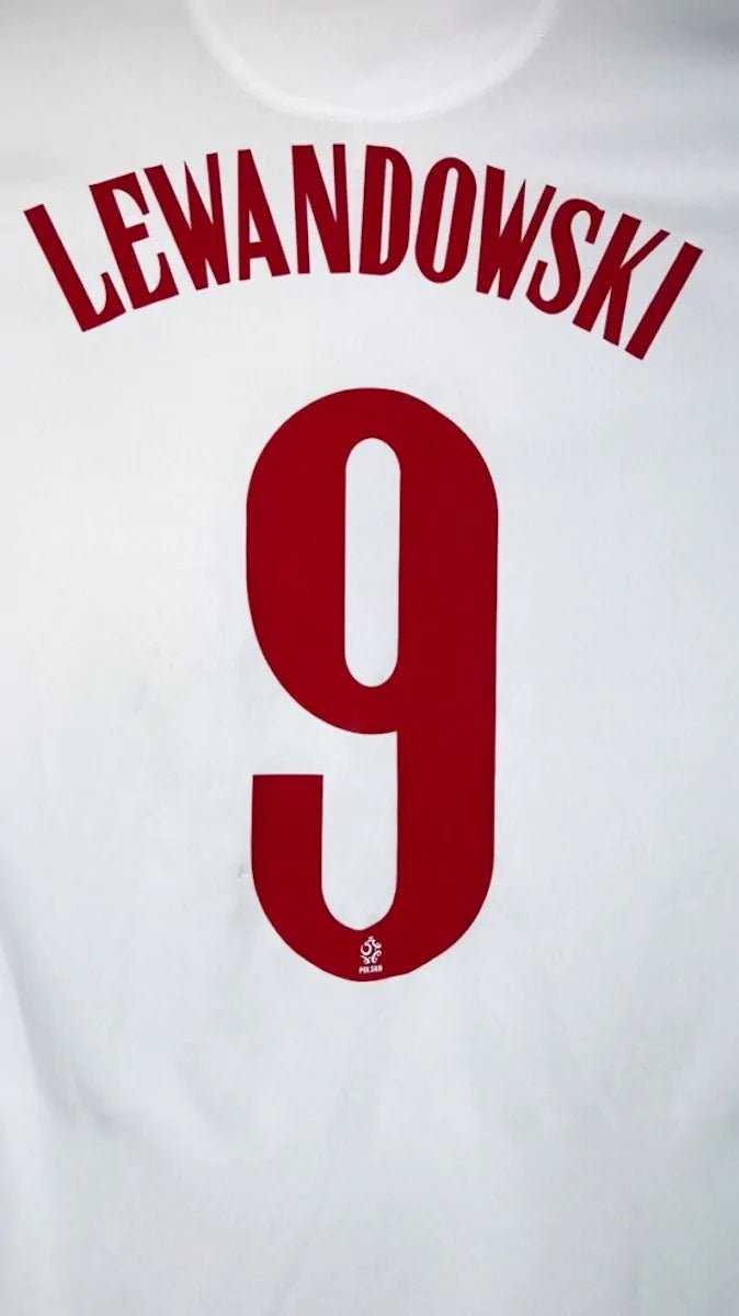 2020/21 Pologne Domicile - Lewandowski 9 (XL) - Iconic Football Shop
