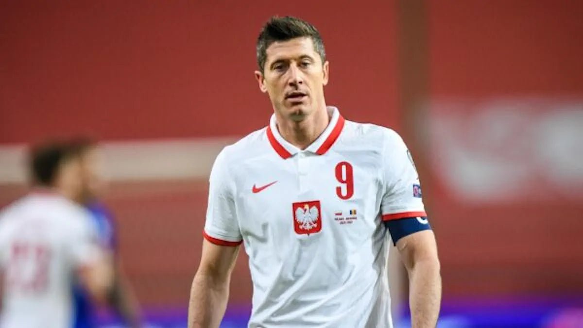2020/21 Pologne Domicile - Lewandowski 9 (XL) - Iconic Football Shop