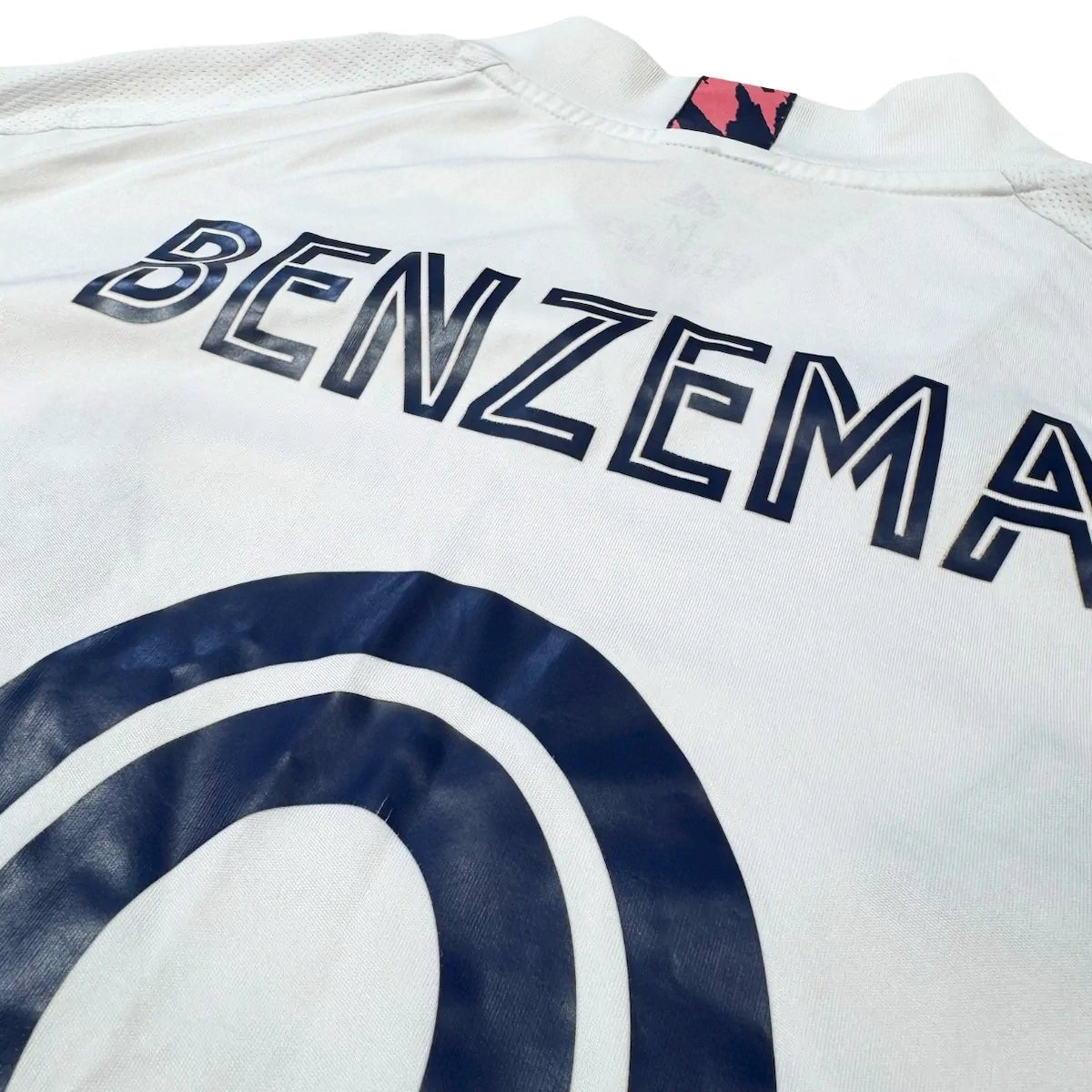2020/21 Real Madrid Domicile - Benzema 9 (M) - Iconic Football Shop