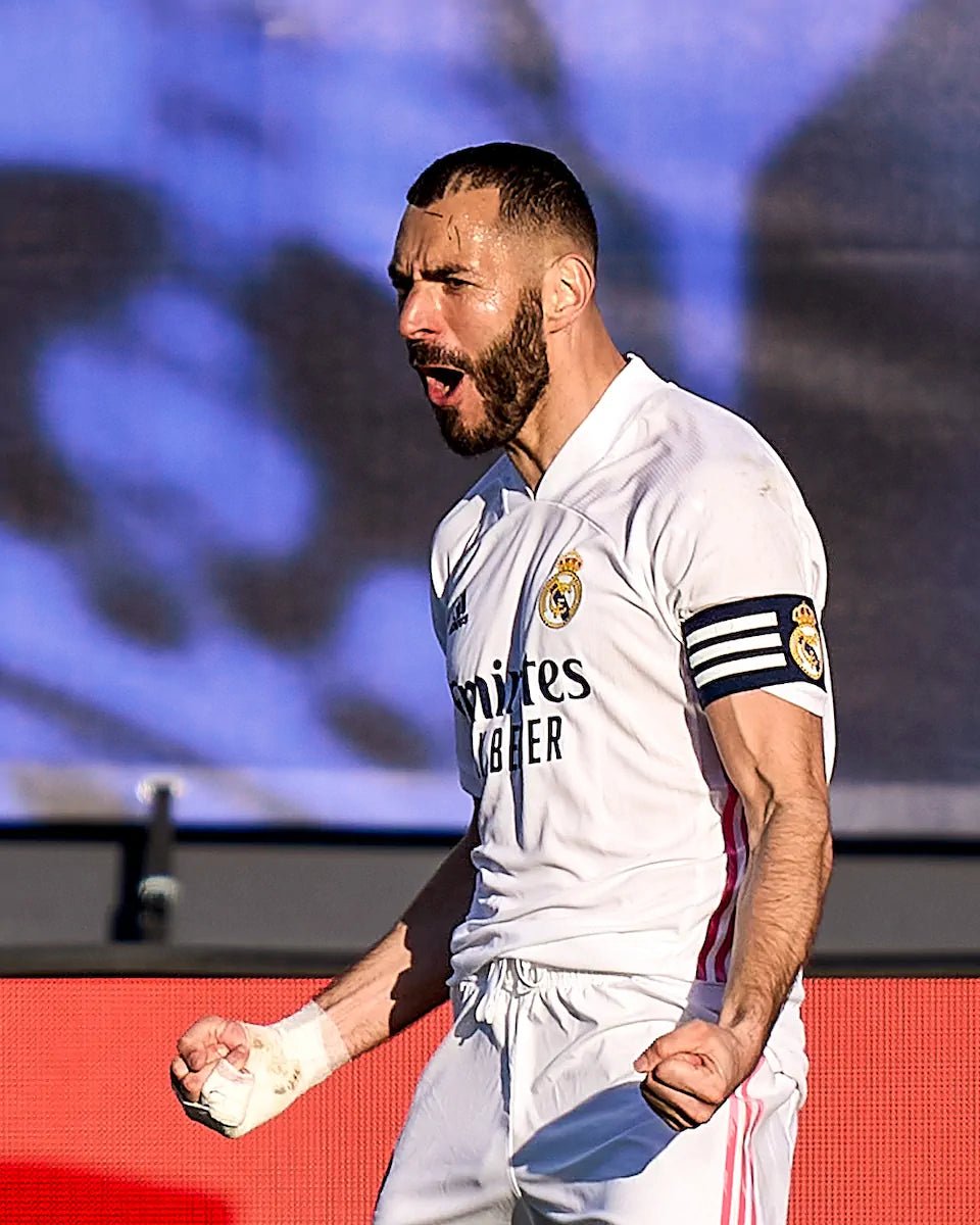 2020/21 Real Madrid Domicile - Benzema 9 (M) - Iconic Football Shop