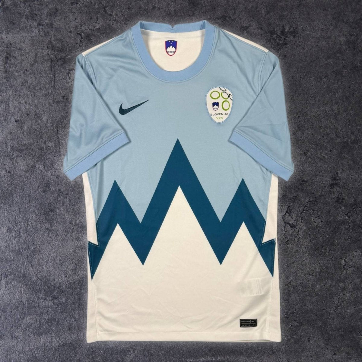 2020/21 Slovénie Domicile (S) - Iconic Football Shop