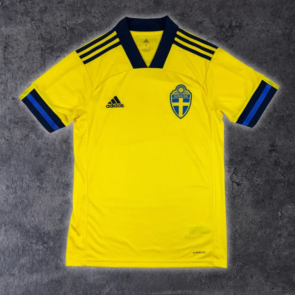 2020/21 Suède Domicile (S) - Iconic Football Shop