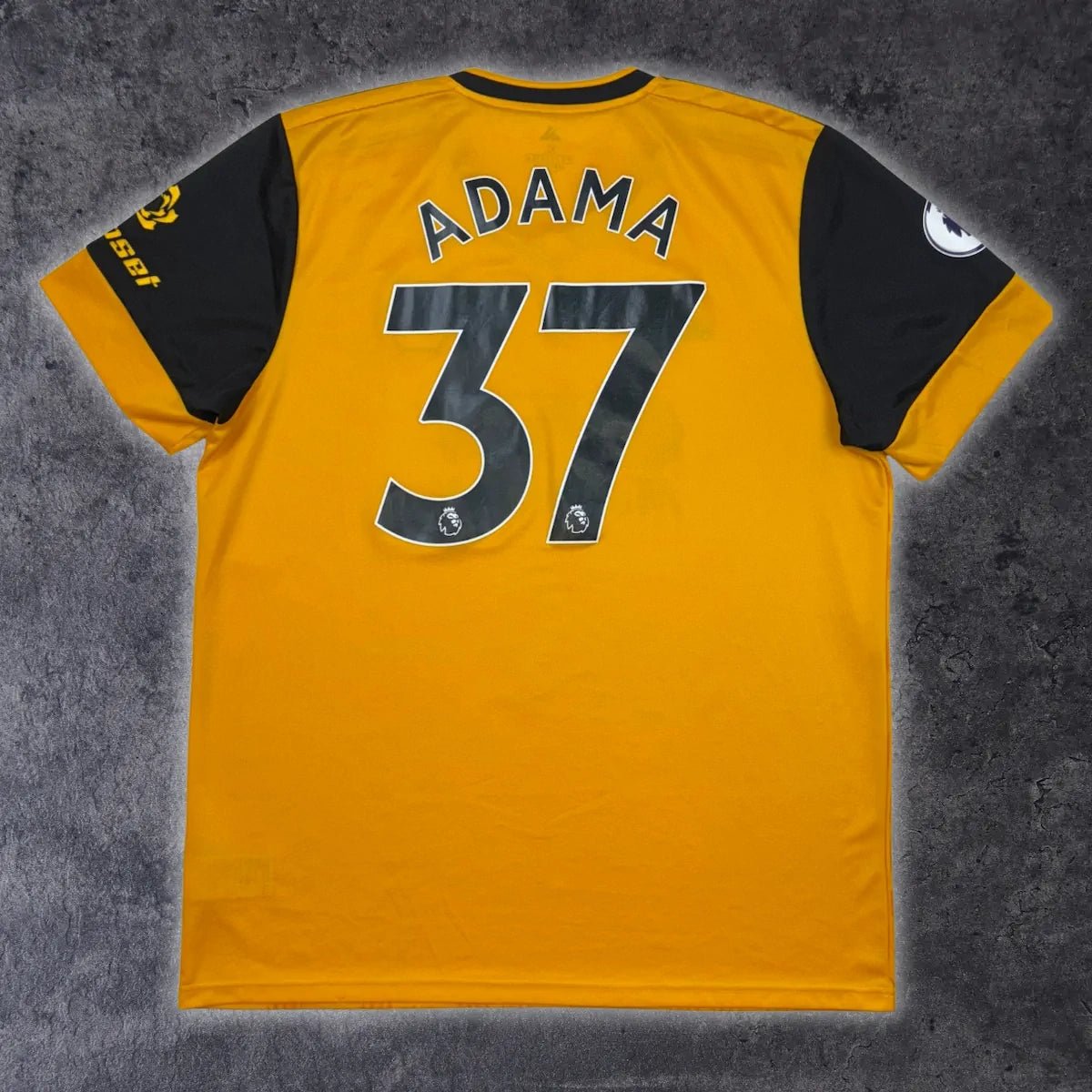 2020/21 Wolverhampton Domicile - Adama 37 (XL) - Iconic Football Shop