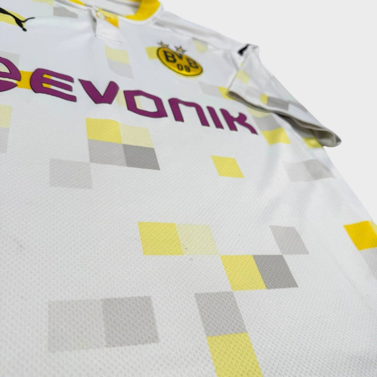 2020/22 Dortmund Third (L) - Iconic Football Shop
