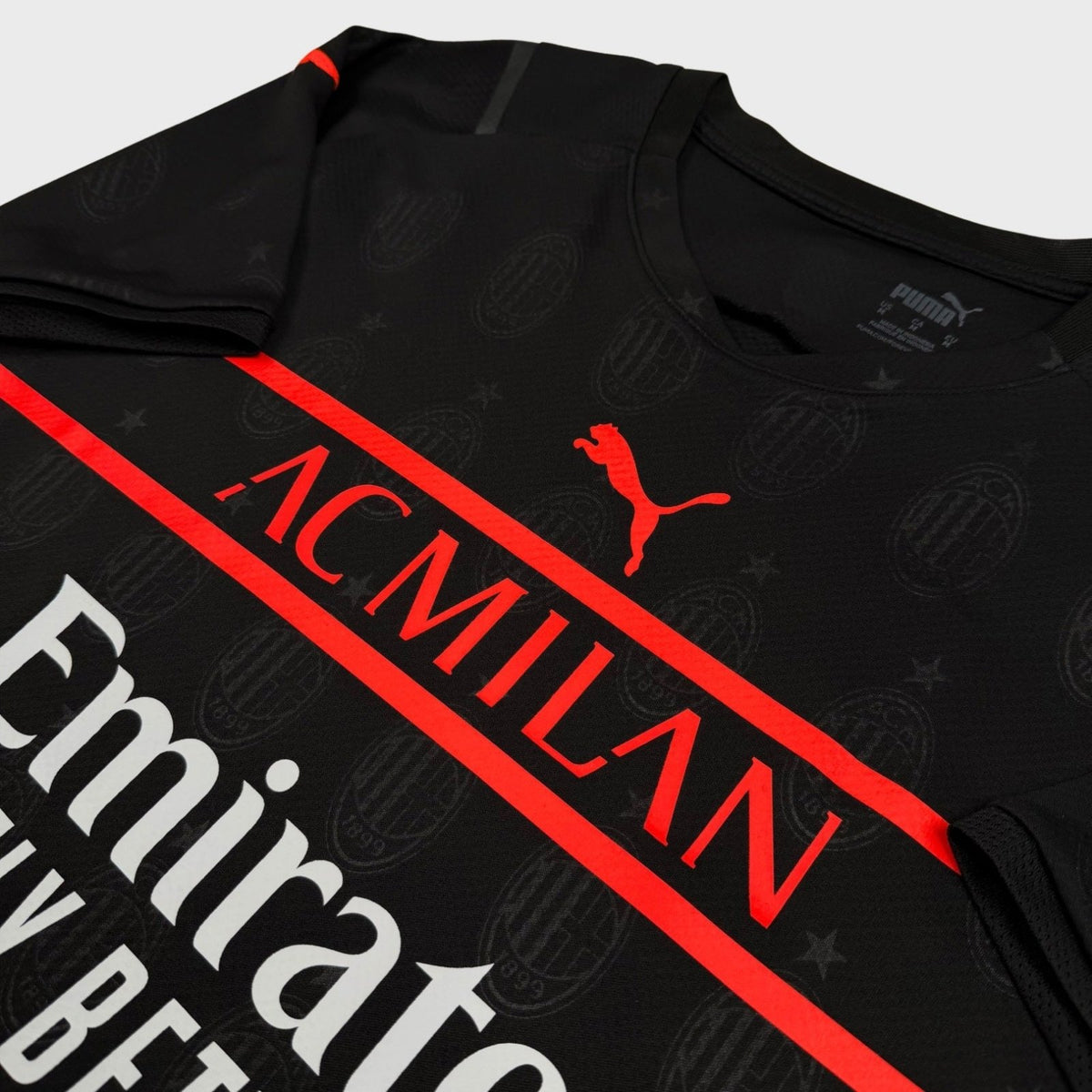2021/22 AC Milan Third - A.Rebić 12 (M) - Iconic Football Shop