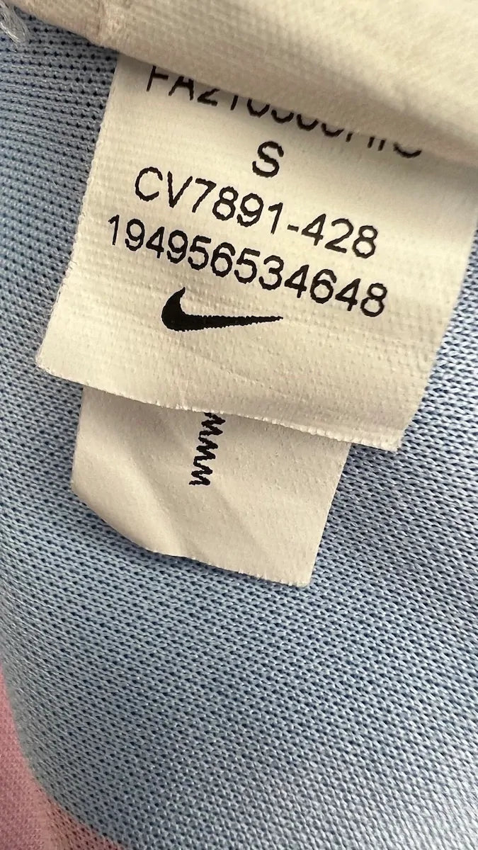 2021/22 Barcelone Domicile - Kun Agüero 19 (S) - Iconic Football Shop