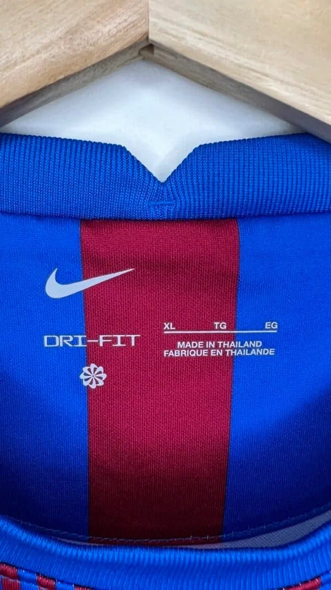 2021/22 Barcelone Domicile (XL) - Iconic Football Shop