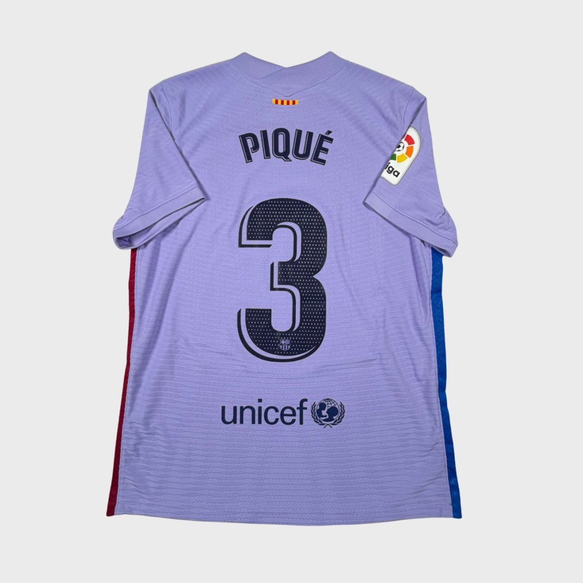 2021/22 Barcelone Extérieur - Piqué 3 *PRO* (L) - Iconic Football Shop
