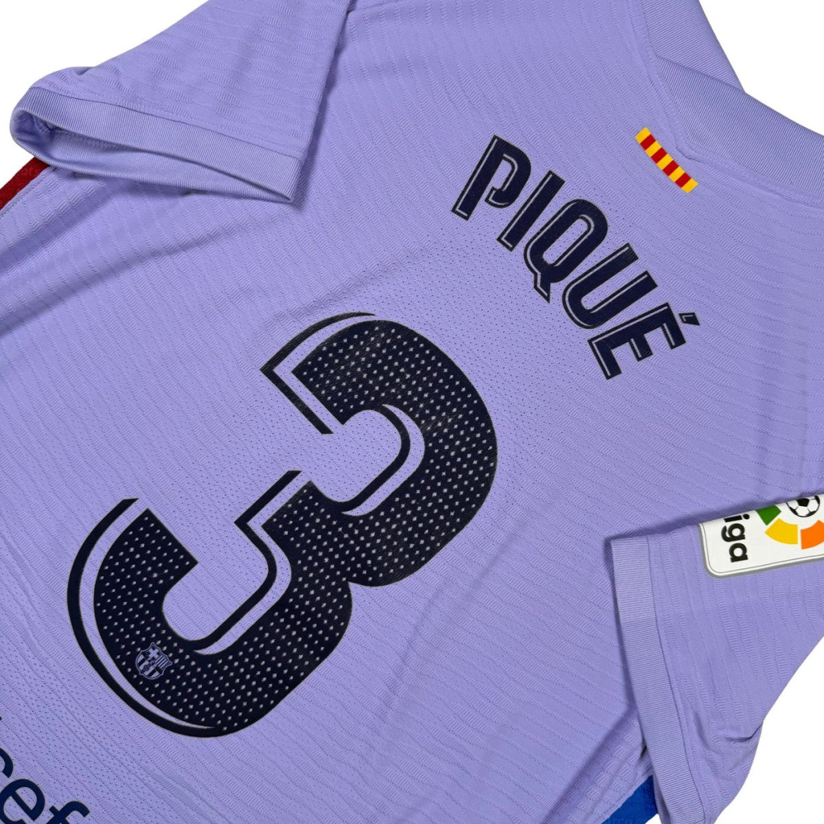 2021/22 Barcelone Extérieur - Piqué 3 *PRO* (L) - Iconic Football Shop