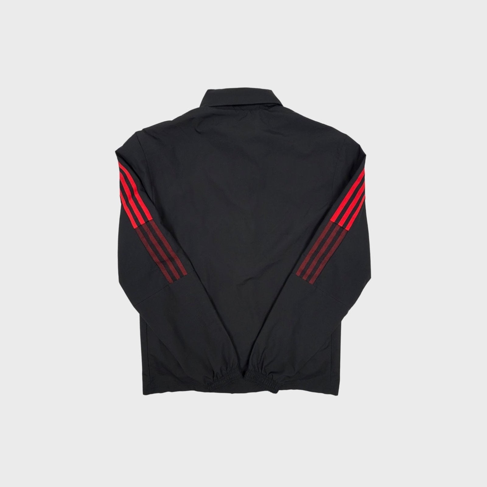 2021/22 Bayern Munich Entraînement *COMPLET* (XS) - Iconic Football Shop