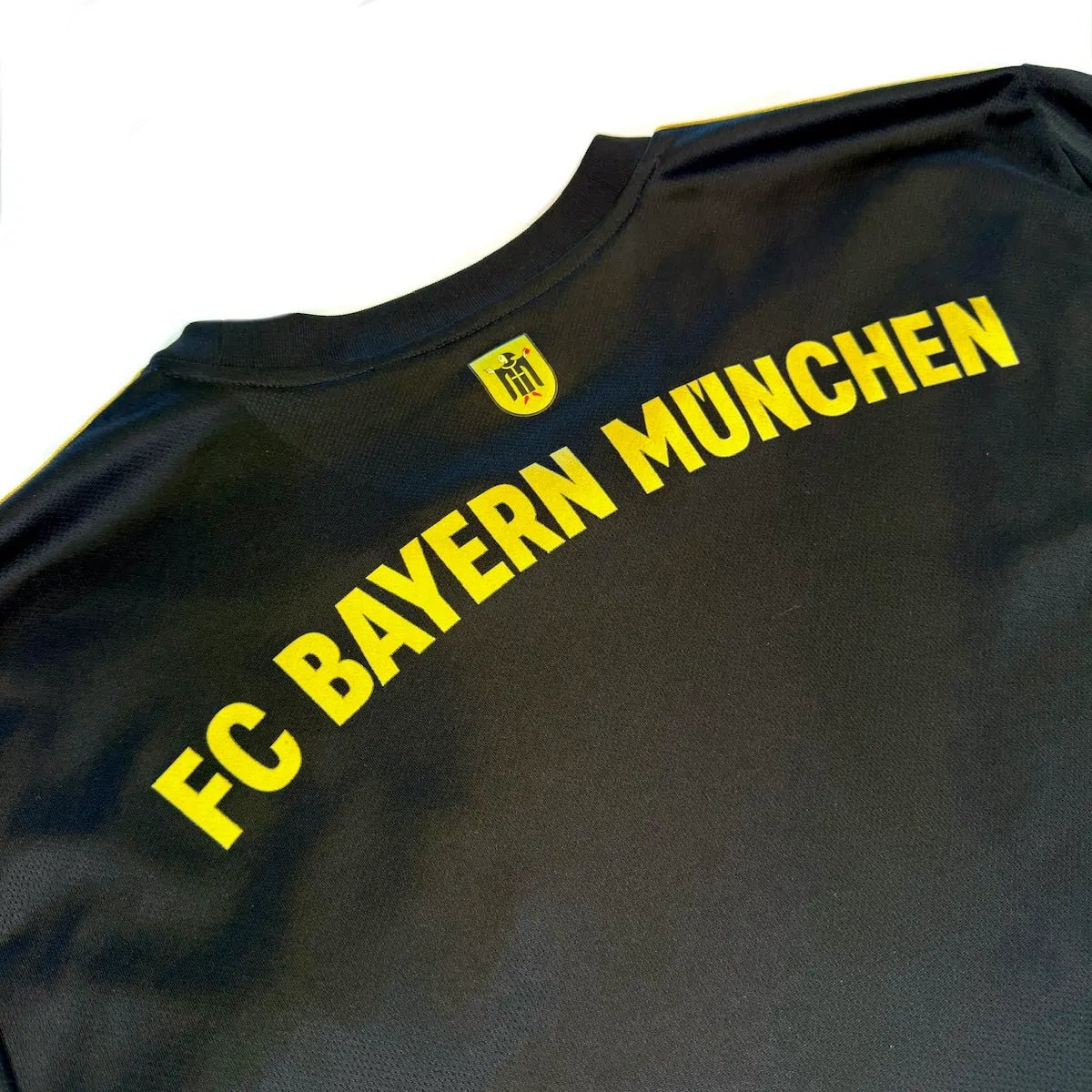2021/22 Bayern Munich Extérieur (2XL) - Iconic Football Shop