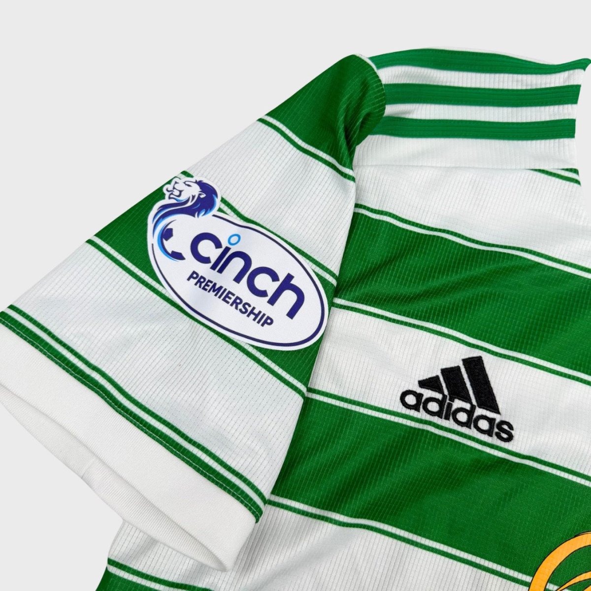 2021/22 Celtic Glasgow Domicile - Kyogo 8 (S) - Iconic Football Shop