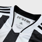 2021/22 Juventus Domicile (L) - Iconic Football Shop