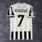 2021/22 Juventus Domicile - Vlahovic 7 *CHAMPIONS LEAGUE* (S) - Iconic Football Shop