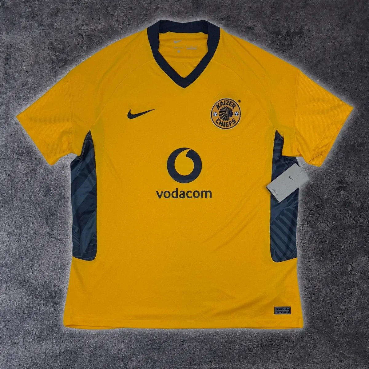 2021/22 Kaizer Chiefs Domicile (XL) - Iconic Football Shop