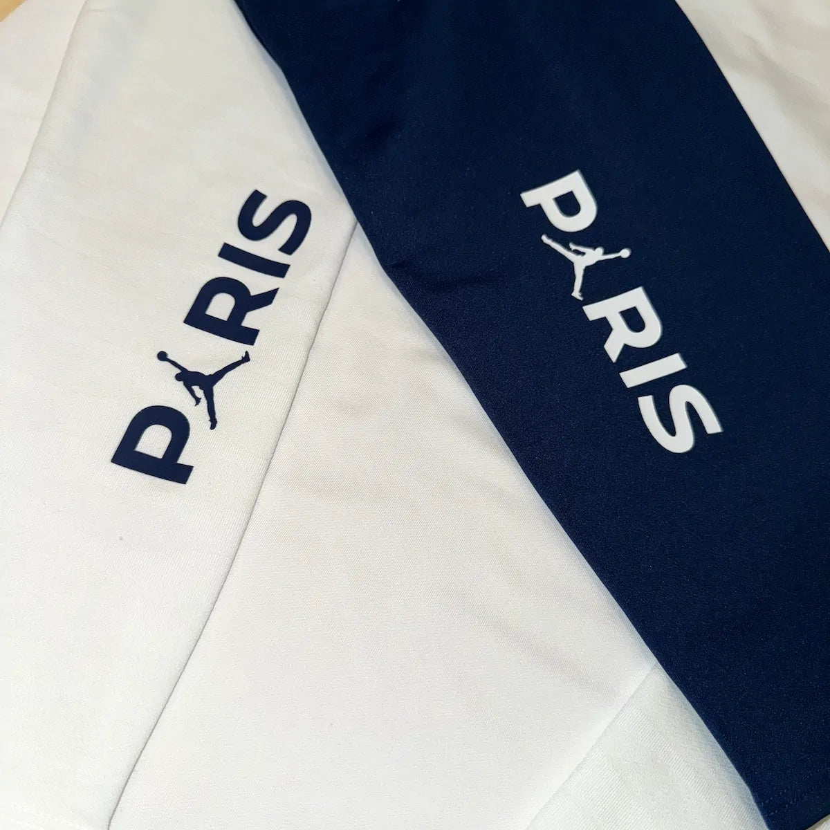 2021/22 PSG Entraînement *COMPLET* (L) - Iconic Football Shop