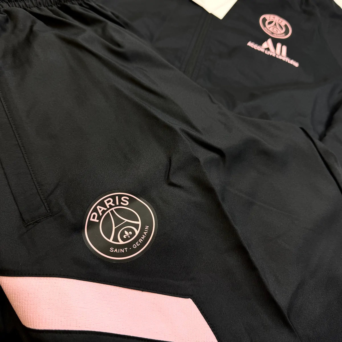 2021/22 PSG Entraînement *COMPLET* (M) - Iconic Football Shop