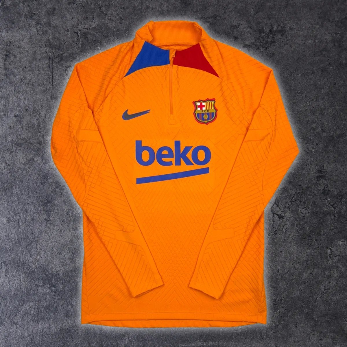 2022/23 Barcelone Entraînement *PRO* (S) - Iconic Football Shop