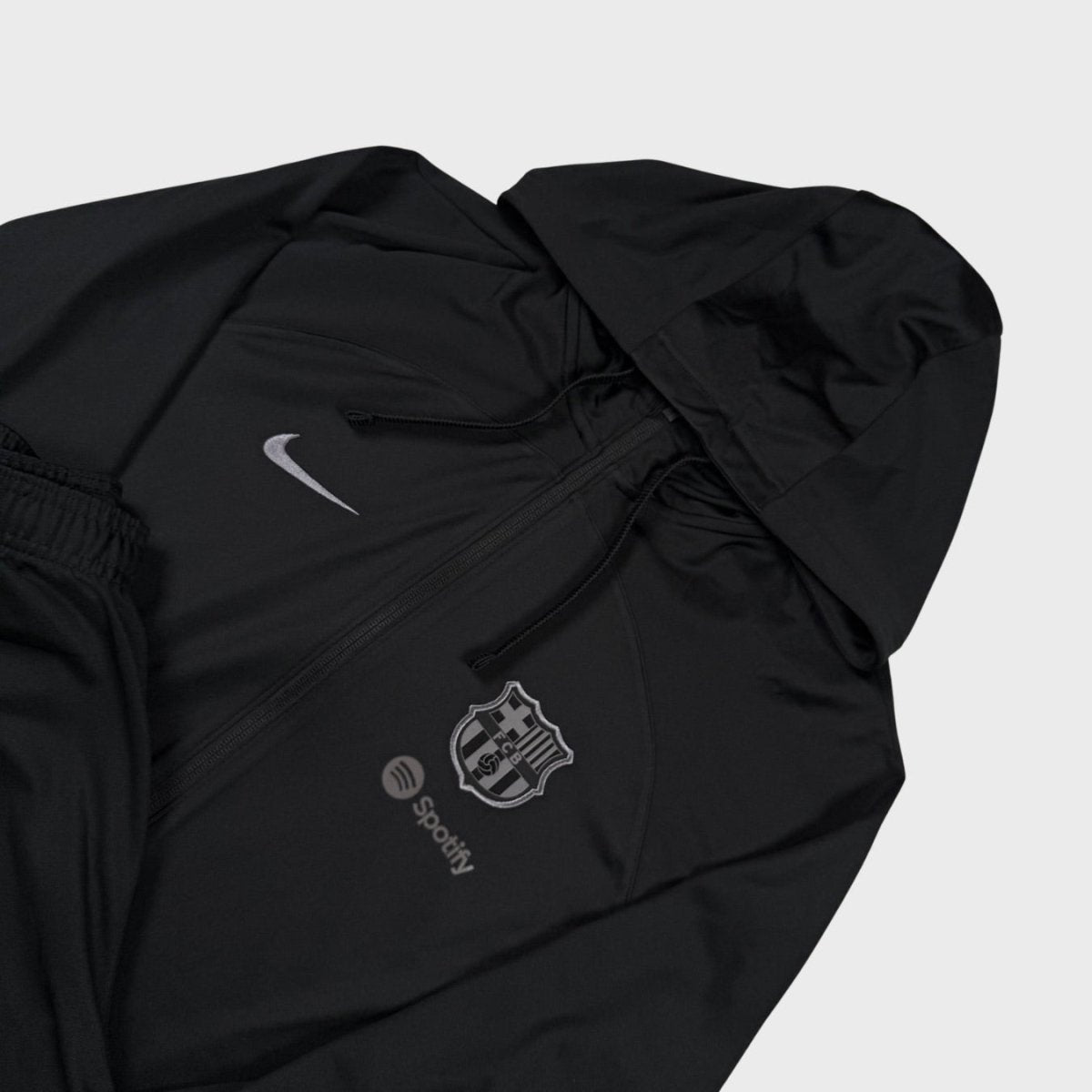 2022/23 Barcelone Survêtement *COMPLET* (L) - Iconic Football Shop