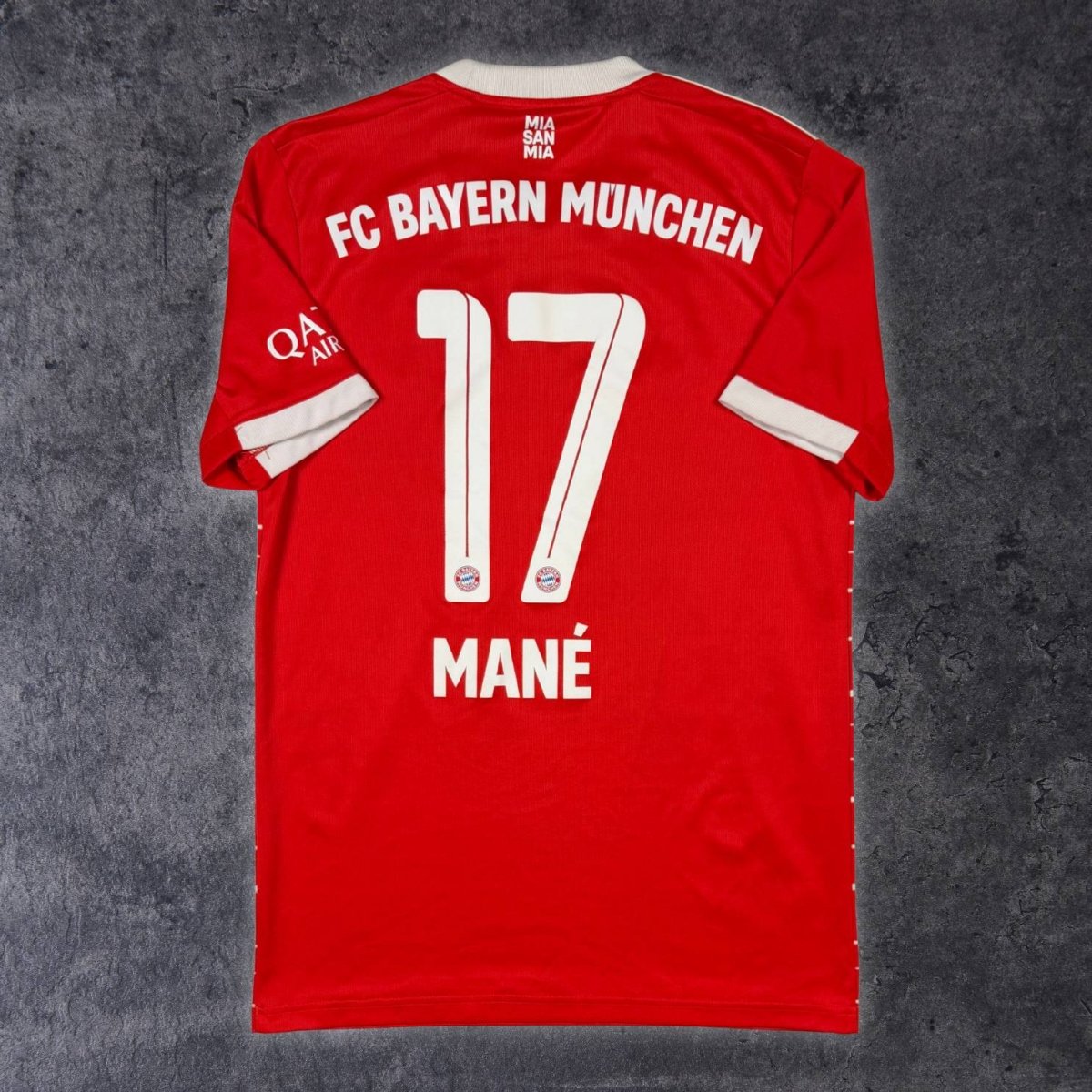 2022/23 Bayern Munich Domicile - Mané 17 (S) - Iconic Football Shop