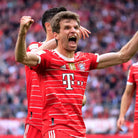 2022/23 Bayern Munich Domicile - Müller 25 (2XL) - Iconic Football Shop