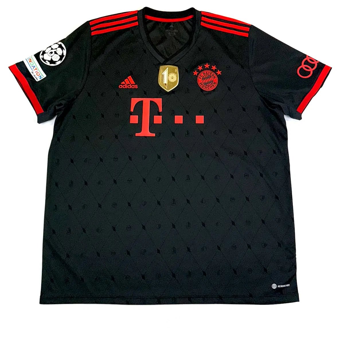 2022/23 Bayern Munich Third *DEUTSCHER MEISTER* (2XL) - Iconic Football Shop