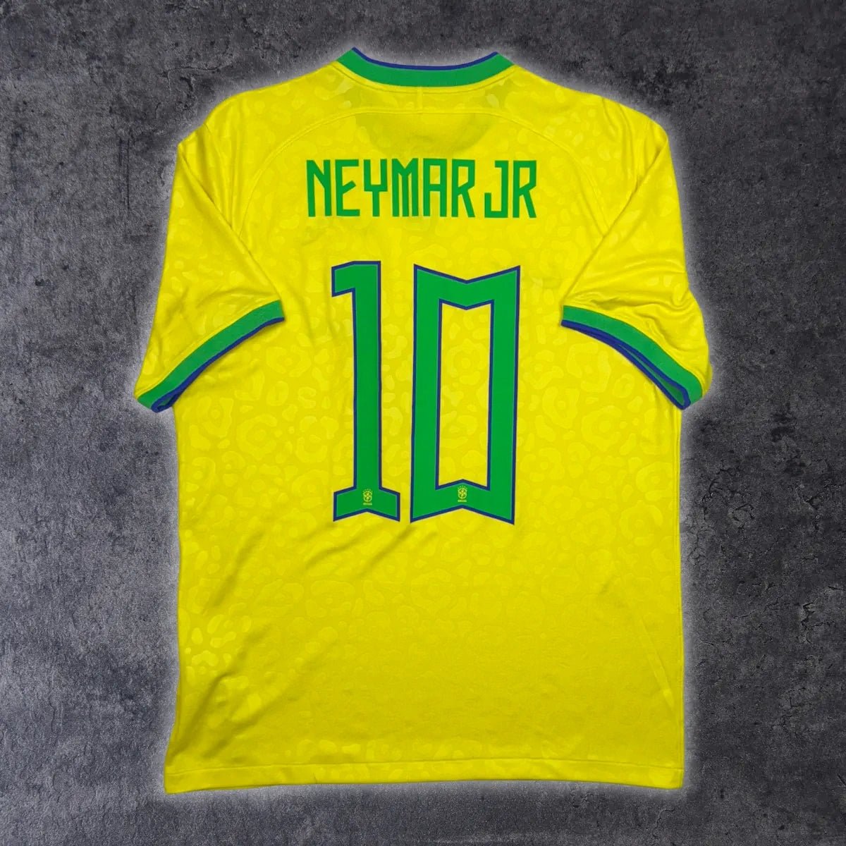 2022/23 Brésil Domicile - Neymar Jr 10 (M) - Iconic Football Shop