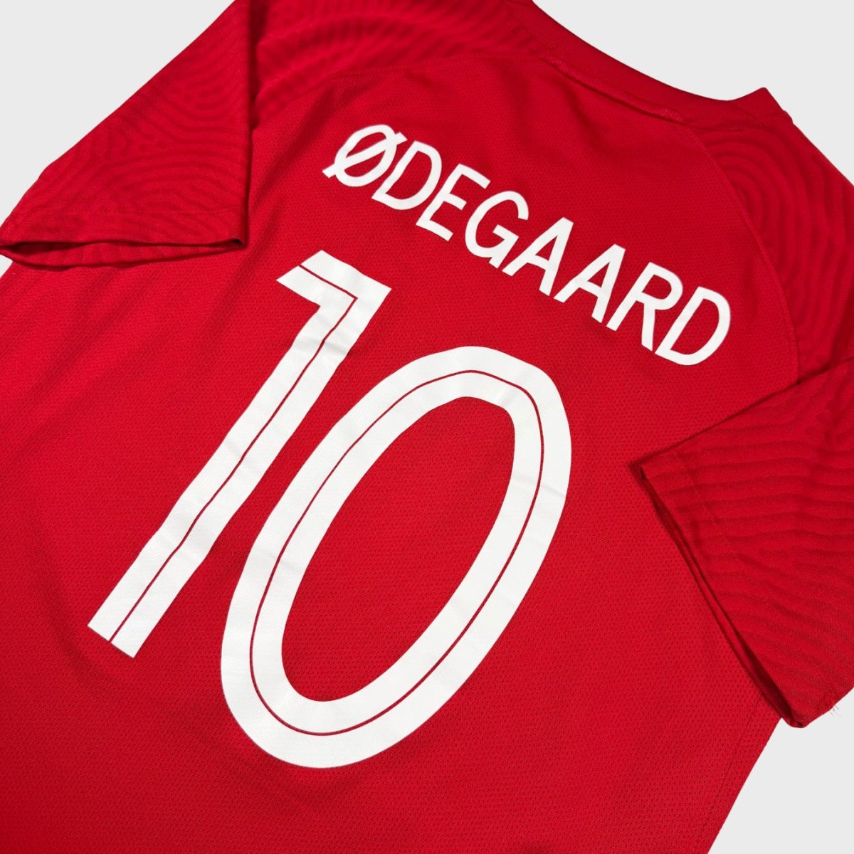 2022/23 Norvège Domicile - Odegaard 10 (M) - Iconic Football Shop