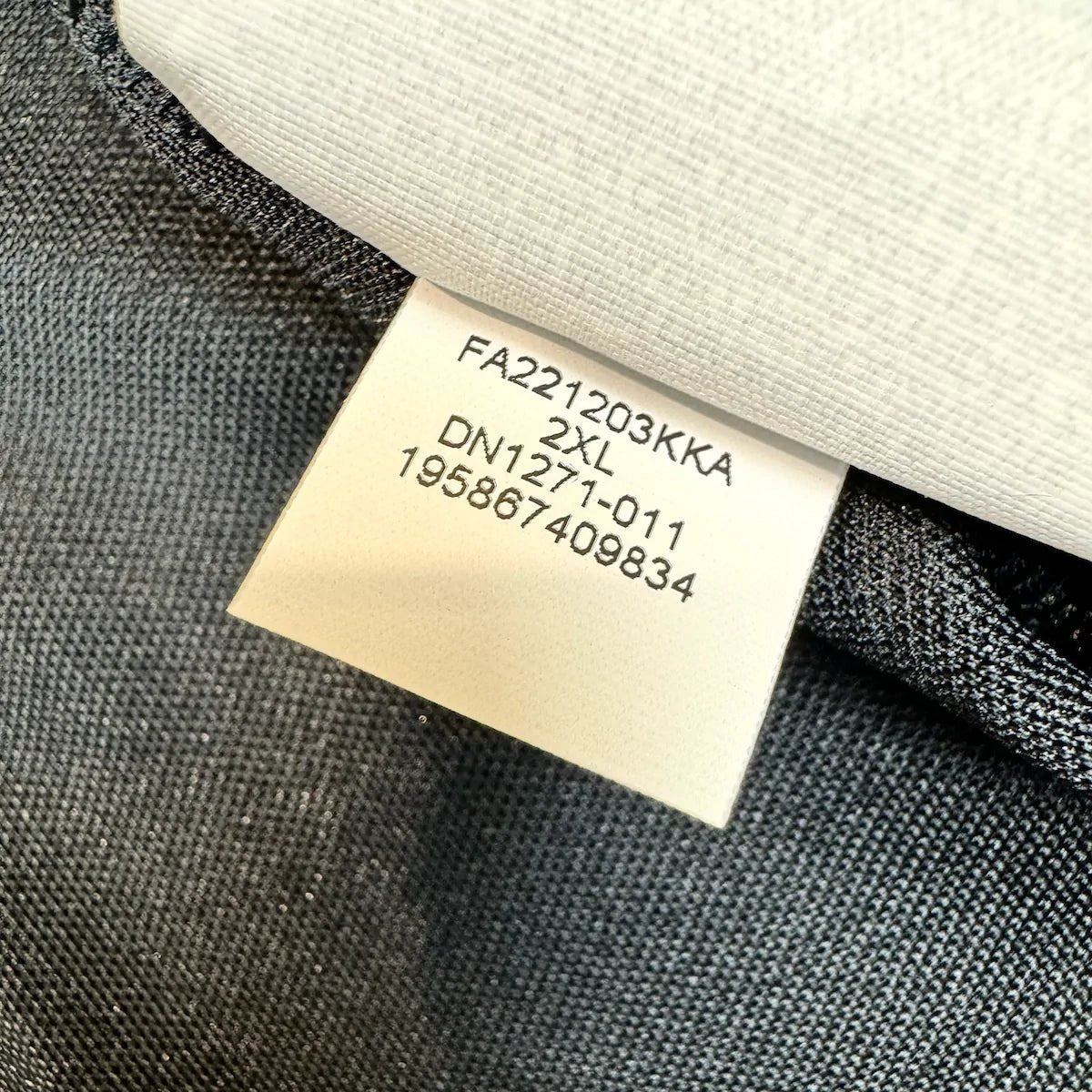 2022/23 PSG Entraînement (2XL) - Iconic Football Shop