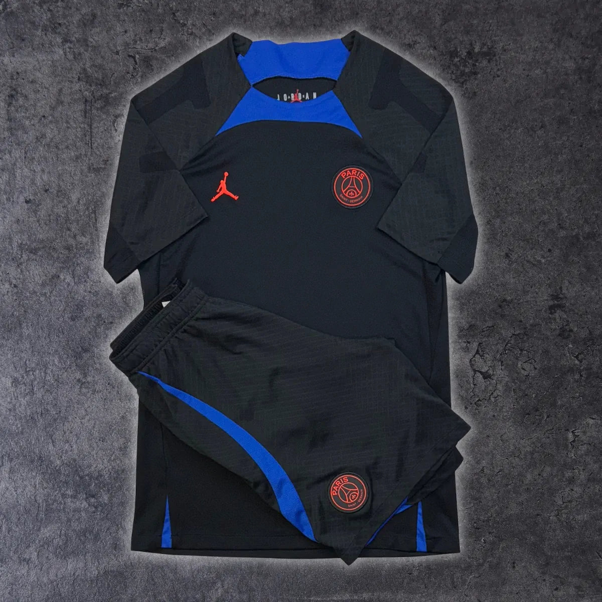 2022/23 PSG Entraînement *COMPLET* (S) - Iconic Football Shop