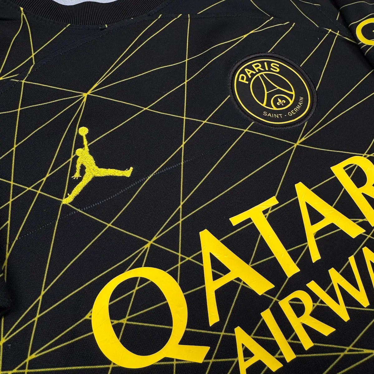 2022/23 PSG Fourth - Mbappé 7 (8/10a) - Iconic Football Shop