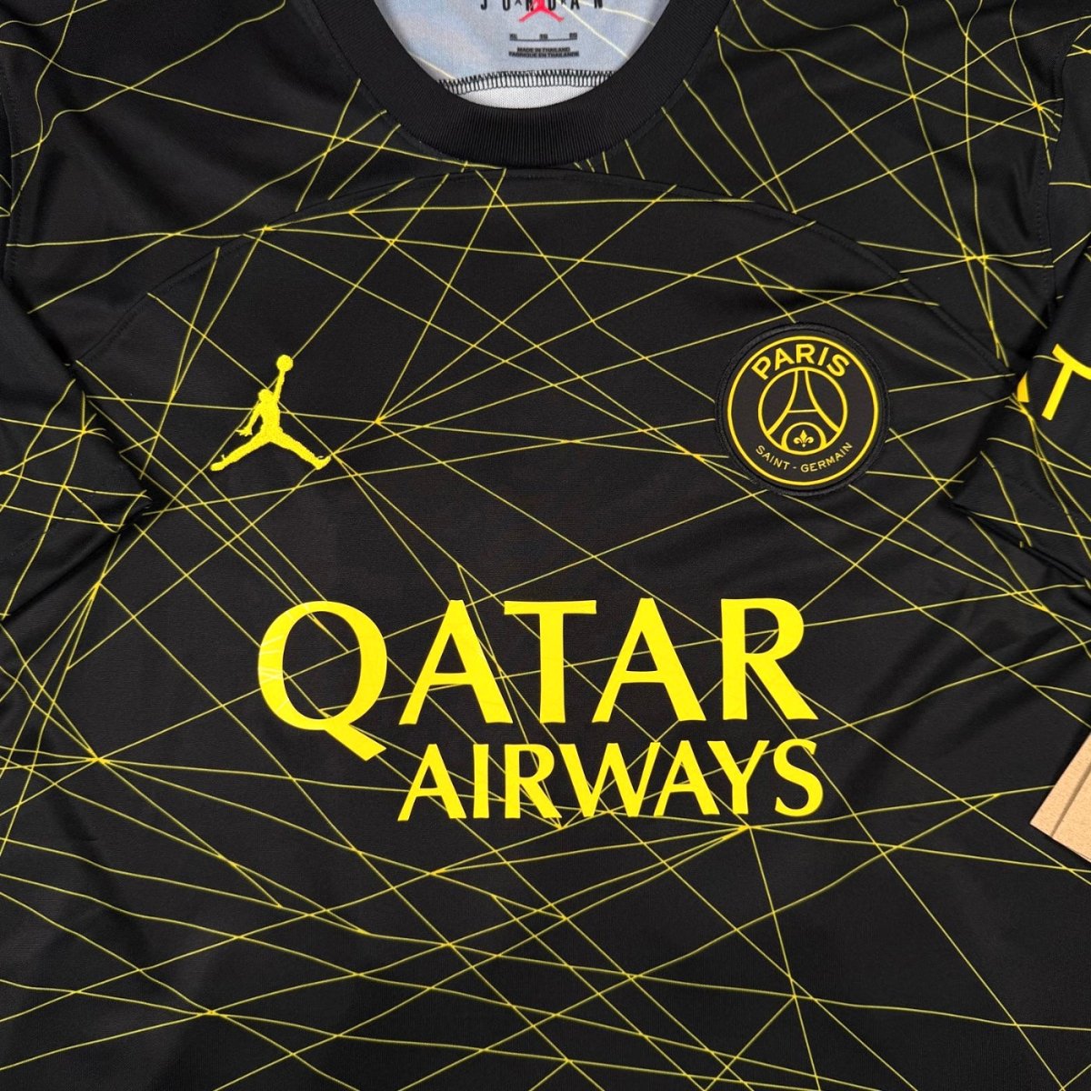 2022/23 PSG Fourth - Messi 30 (XL) - Iconic Football Shop